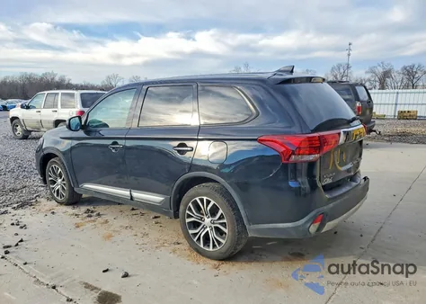 2017 Mitsubishi Outlander Es z USA, uszkodzony, nr VIN JA4AZ2A33HZ030657